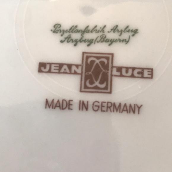 Jean Luce Plate /Blue and Gold Trim Butterflies - Picture 5 of 5